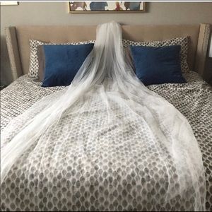 Cathedral length wedding viel